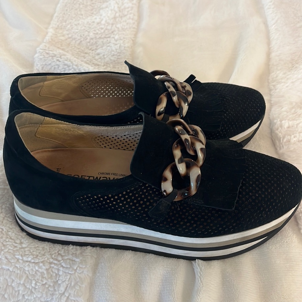 Softwaves shoes Sz 41